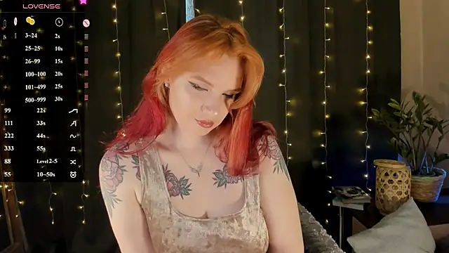 Snapshot of mia_x_love chatting on July 7, 6:45 pm mia x love online show from July 7, 6:45 pm