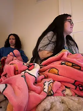 LiverandBrat77 online show from March 3, 4:57 pm