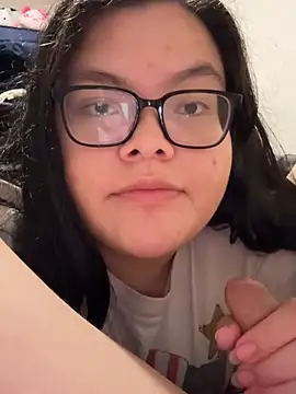 LiverandBrat77 online show from March 6, 3:14 am