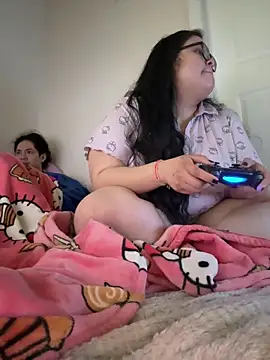 LiverandBrat77 online show from March 12, 5:52 pm