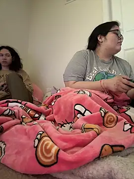 LiverandBrat77 online show from March 18, 5:05 pm