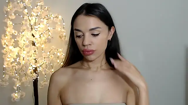 Mika Gold online show from September 26, 10:30 am