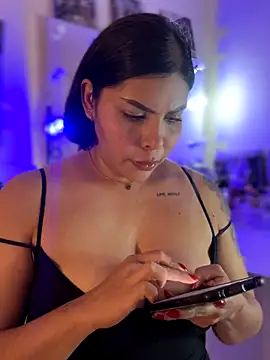 GigiiStone online show from October 29, 11:17 pm