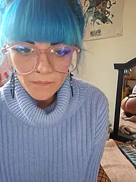 Snapshot of anyalikestosuck chatting on October 10, 6:40 pm anyalikestosuck online show from October 10, 6:40 pm