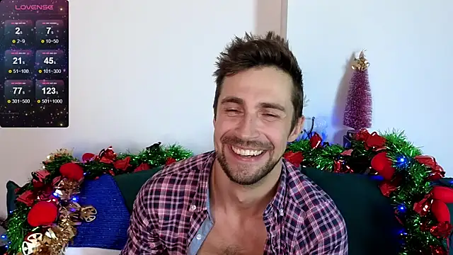 Snapshot of Promethe_us chatting on January 4, 8:28 am Promethe us online show from January 4, 8:28 am