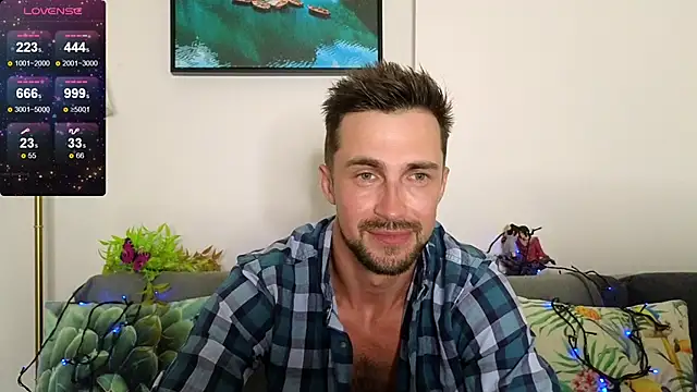 Snapshot of Promethe_us chatting on January 22, 2:35 pm Promethe us online show from January 22, 2:35 pm