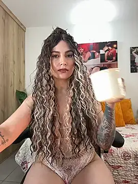 Snapshot of zafiro_mo0n chatting on December 30, 10:34 pm zafiro mo0n online show from December 30, 10:34 pm