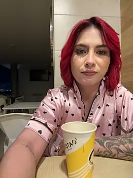 Snapshot of zafiro_mo0n chatting on January 7, 11:56 pm zafiro mo0n online show from January 7, 11:56 pm