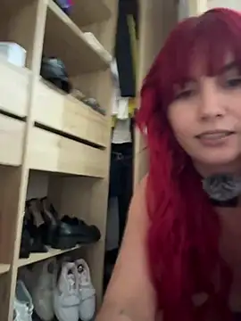 Snapshot of zafiro_mo0n chatting on March 19, 3:09 am zafiro mo0n online show from March 19, 3:09 am