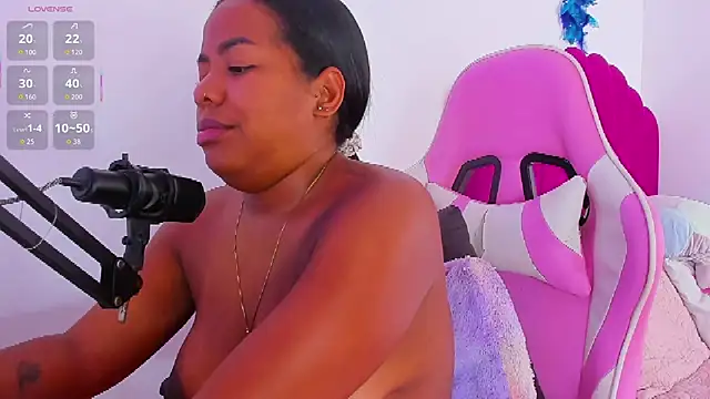 samanthaabloom online show from February 20, 6:19 pm