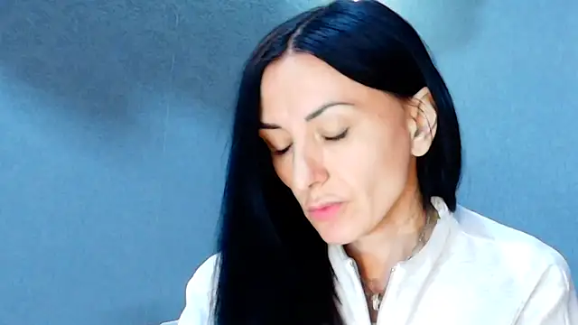 Siaconna online show from May 16, 7:38 am