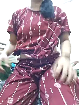 Snapshot of Doll_Nepali chatting on July 8, 1:43 am Doll Nepali online show from July 8, 1:43 am