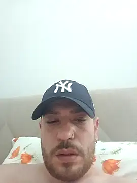 Snapshot of Sexis26 chatting on March 4, 11:22 pm Sexis26 online show from March 4, 11:22 pm