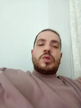 Snapshot of Sexis26 chatting on March 10, 7:52 pm Sexis26 online show from March 10, 7:52 pm