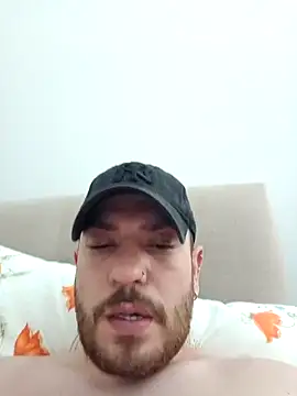 Snapshot of Sexis26 chatting on March 13, 11:33 pm Sexis26 online show from March 13, 11:33 pm