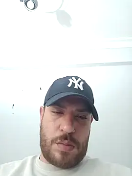 Snapshot of Sexis26 chatting on March 15, 9:43 pm Sexis26 online show from March 15, 9:43 pm