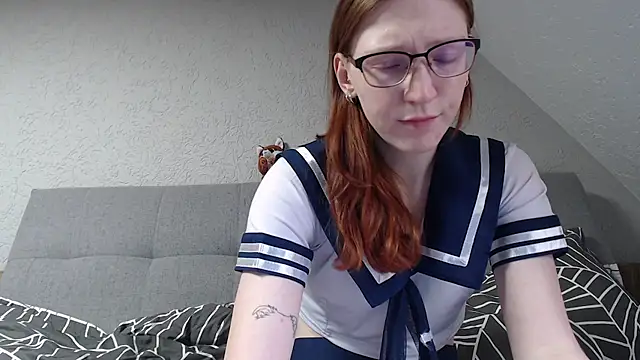 Snapshot of FinaFoxy chatting on July 31, 8:47 am FinaFoxy online show from July 31, 8:47 am