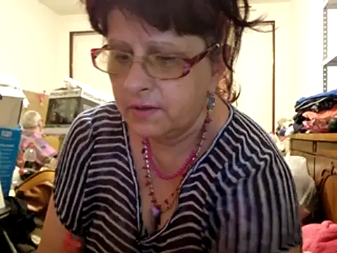 Snapshot of Samantha_Squirt@xh chatting on July 25, 11:35 pm Samantha Squirtxh online show from July 25, 11:35 pm