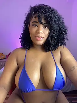 Snapshot of Tyra_Privacy chatting on October 19, 5:24 pm Tyra Privacy online show from October 19, 5:24 pm