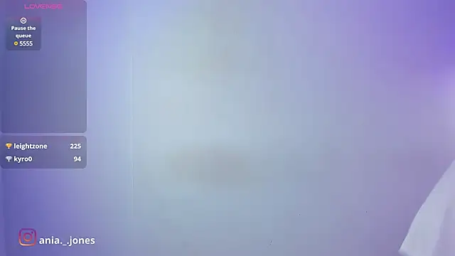 Snapshot of Ania_jones chatting on December 23, 11:06 pm Ania jones online show from December 23, 11:06 pm