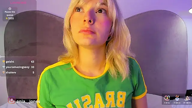 Snapshot of Ania_jones chatting on December 26, 11:24 pm Ania jones online show from December 26, 11:24 pm