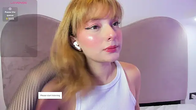 Snapshot of Ania_jones chatting on February 19, 8:41 pm Ania jones online show from February 19, 8:41 pm