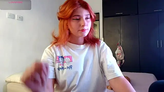 Snapshot of Ania_jones chatting on November 18, 9:19 pm Ania jones online show from November 18, 9:19 pm