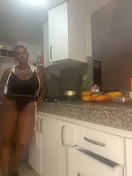 LiraRusso online show from July 29, 10:41 pm