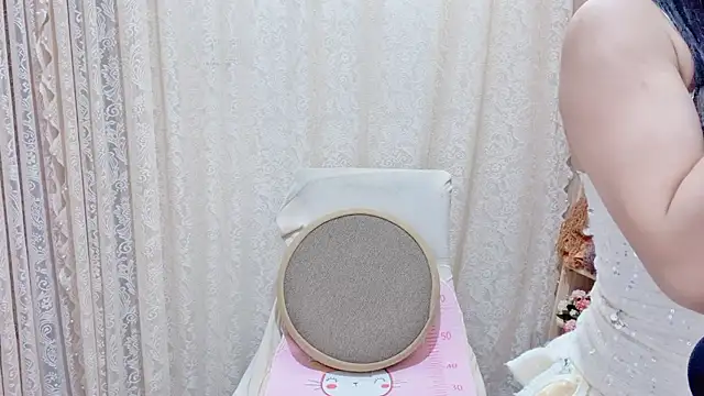 Snapshot of Rellababyy chatting on February 16, 1:24 am Rellababyy online show from February 16, 1:24 am