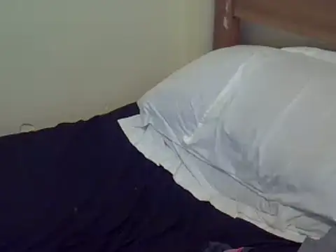 Snapshot of sweet-frida22 chatting on January 27, 4:52 am sweet-frida22 online show from January 27, 4:52 am