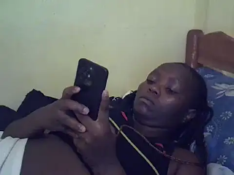 Snapshot of sweet-frida22 chatting on January 30, 5:28 pm sweet-frida22 online show from January 30, 5:28 pm