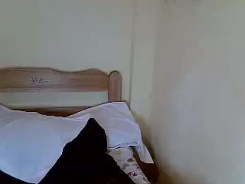 Snapshot of sweet-frida22 chatting on February 3, 5:14 pm sweet-frida22 online show from February 3, 5:14 pm