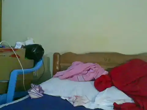 Snapshot of sweet-frida22 chatting on March 21, 3:22 am sweet-frida22 online show from March 21, 3:22 am