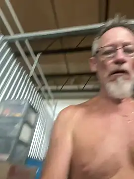 Snapshot of Daddysthick chatting on July 7, 1:37 pm Daddysthick online show from July 7, 1:37 pm