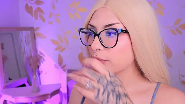 Misselektra   online show from November 24, 5:07 am