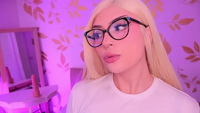 Misselektra   online show from January 16, 5:11 am