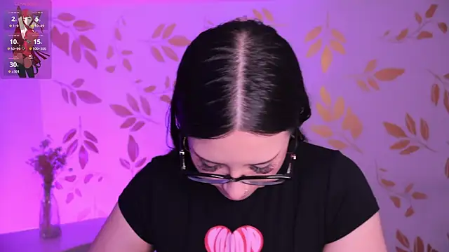Snapshot of Misselektra__ chatting on July 27, 4:08 am Misselektra online show from July 27, 4:08 am