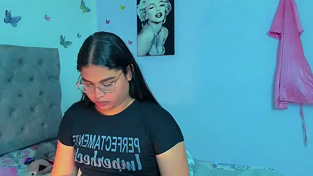 mabellfox online show from December 28, 11:16 pm