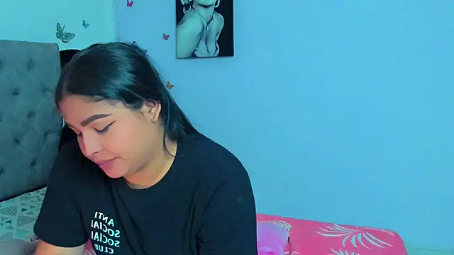 mabellfox online show from February 7, 9:04 pm