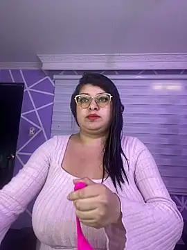 Snapshot of MiiaaJoness chatting on March 6, 3:19 pm MiiaaJoness online show from March 6, 3:19 pm