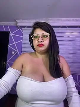 Snapshot of MiiaaJoness chatting on March 11, 3:29 pm MiiaaJoness online show from March 11, 3:29 pm