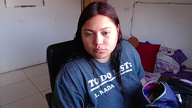 girl milk2 online show from January 23, 1:56 pm