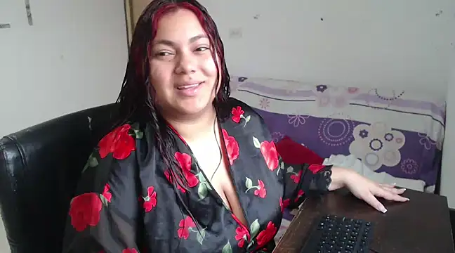 girl milk2 online show from February 18, 11:55 am