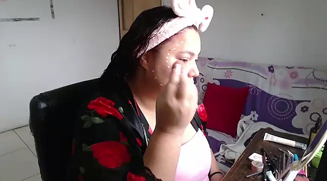 girl milk2 online show from February 23, 12:59 pm