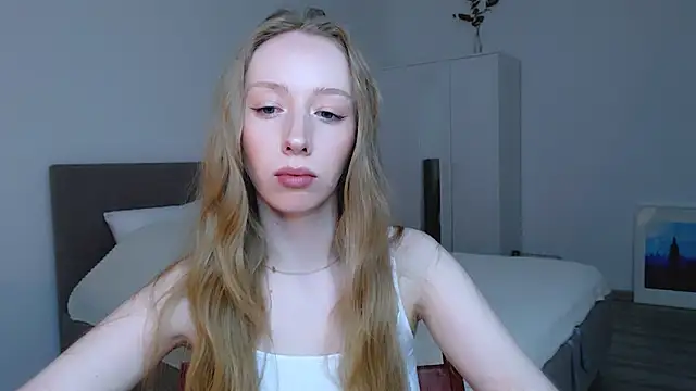 Luna insniity online show from February 13, 10:54 pm