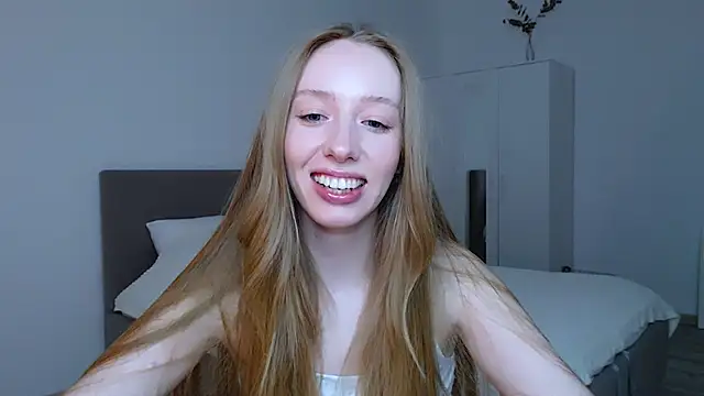 Luna insniity online show from March 12, 11:33 pm