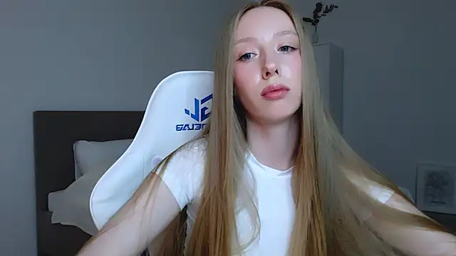 Luna insniity online show from October 2, 7:21 pm