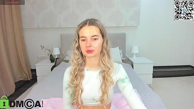 Donna Evans online show from February 9, 12:03 am