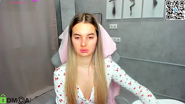 Donna Evans online show from March 9, 11:31 pm