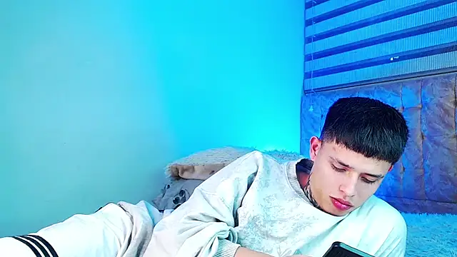 Snapshot of _justinmoon2 chatting on July 15, 3:56 am justinmoon2 online show from July 15, 3:56 am